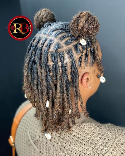 Styles For Very Short Locs, Half Up And Half Down Loc Styles, Concert Loc Styles, Half Up Half Down Hair Loc Styles, Starterlocs Hairstyles, Loc Styles Medium Updo Women Short, Cute Short Loc Styles, Female Loc Styles Up Do, Girls Loc Styles