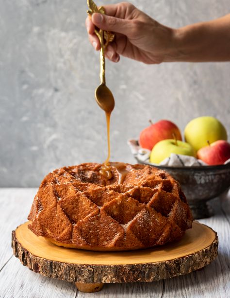 Imagine fall in a bite. This caramel apple cider bundt cake is like the cake version of apple cider doughnuts, with loads more apple flavor, and caramel. *Apple Cider Doughnut Cake Recipe on GoodieGodmother.com Apple Cider Bundt Cake, Cider Bundt Cake, Apple Cider Caramel, Caramel Apple Cider, Apple Cider Caramels, Doughnut Cake, Autumn Recipes, Pound Cakes, Strawberry Yogurt