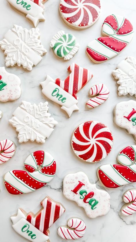 December Birthday Food Ideas, Christmas Birthday Cookies Decorated, Sweet One First Birthday Christmas, Oh What Fun It Is To Be One Cookies, 1st Birthday Christmas Cookies, Christmas First Birthday Cookies, Oh What Fun It Is To Be One Birthday Cookies, Santa Baby Cookies, Christmas Birthday Cookies