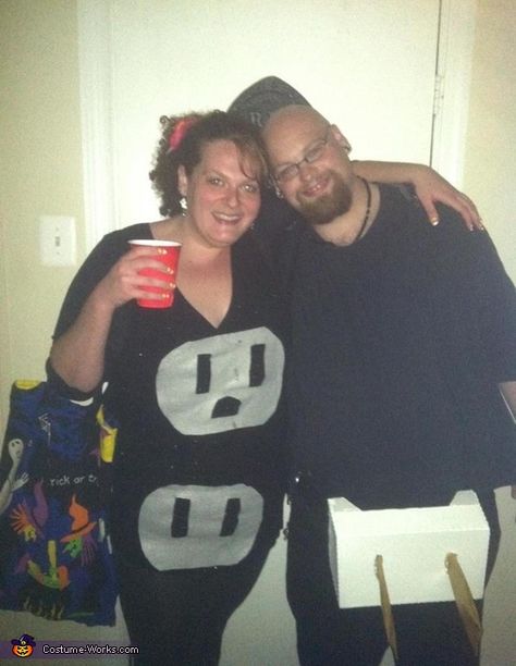 Outlet And Plug Halloween Costume, Outlet Halloween Costume, Plug And Outlet Costume Diy, Plug And Outlet Costume, Plug And Socket Costume, Hilarious Costumes, Beer Olympics, 2015 Halloween Costumes, Halloween Costumes Diy Couples