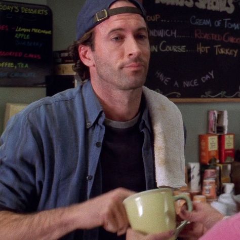 Young Scott Patterson, Scott Patterson 90s, Luke From Gilmore, Luke Gilmore, Peter Strahm, Gilmore Girls Luke, Luke And Lorelai, Scott Patterson, Gilmore Guys