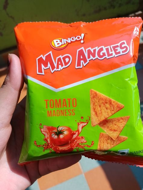 Mad angles bingo chips lays Snapchat food Chips Chat, Mad Angles, Biscuit Snacks, Chips Lays, Lays Chips, Bingo Chips, Apple Products, Mouth Watering, Bingo