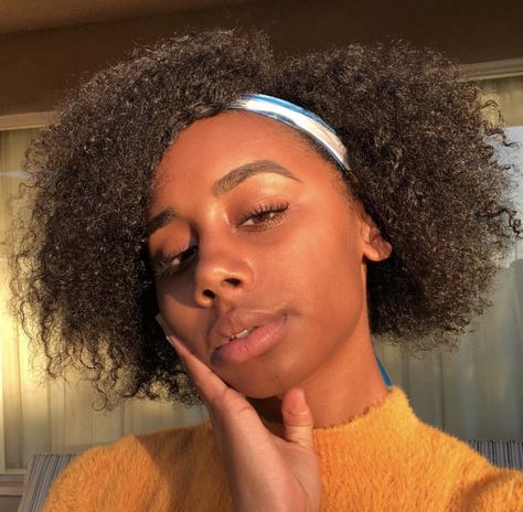 Kianna Naomi Hair, Kiana Naomi, Kianna Naomi, Skin Goals, Beautiful Red Hair, Natural Styles, Golden Girl, Insta Inspo, Natural Hairstyles