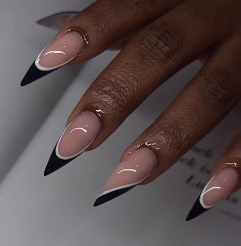 White French Design Nails Almond, Black French Tip Inspo Nails, White Almond French Tip Nails Design, French Gel X Nails Almond, French Tips Black And White, Pointy Black French Tip Nails, French Tips For Wedding, Thick French Tip Almond, Black With White French Tip Nails