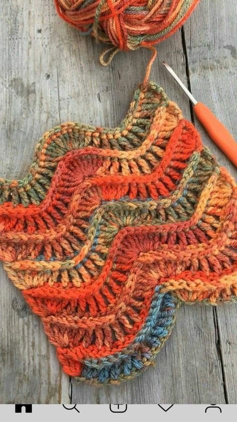 Diy Tricot, شال كروشيه, Crochet Stitches Patterns, Crochet Stitch, Crochet Chart, Crochet Scarves, Crochet Techniques, Crochet Shawl, Crochet Motif