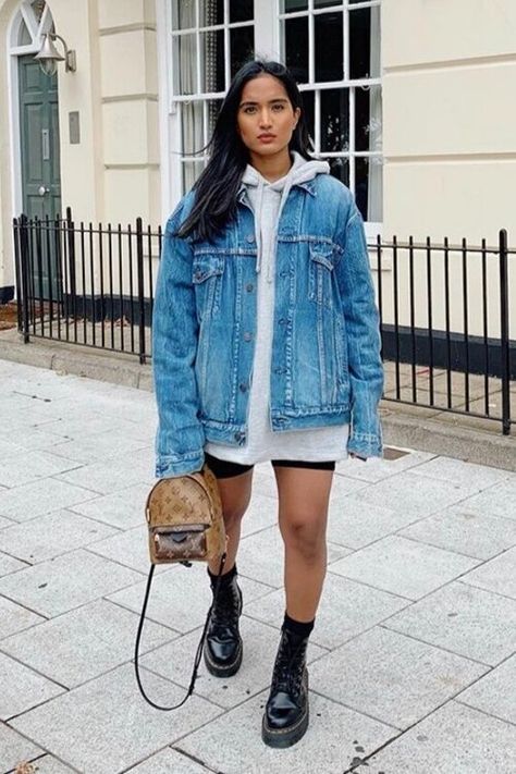 Bike Shorts Fall, Jean Jacket And Biker Shorts Outfit, Biker Shorts Jean Jacket Outfit, Biker Shorts And Jean Jacket Outfit, Layered Shorts Outfit, Outfits With Long Jean Jackets, Biker Short Fall Outfit, Denim Jacket Shorts Outfit, Long Bike Shorts Outfit