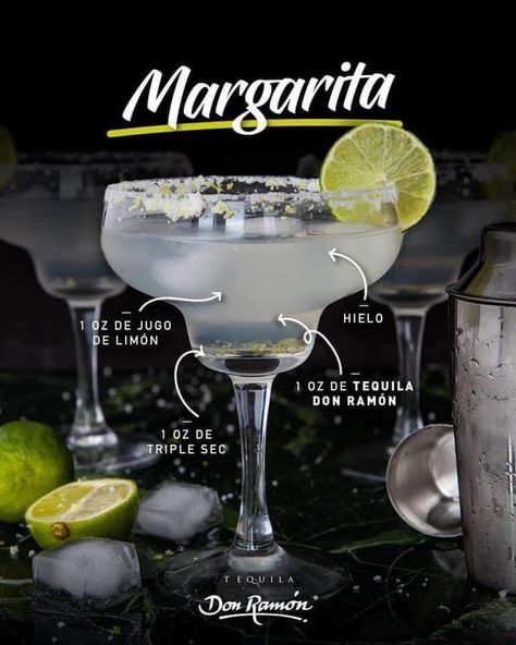 Margarita Drink, Tequila Margarita, Cocktail Drinks Alcoholic, Coconut Cupcakes, Drink Bar, Healthy Drinks Smoothies, Boozy Drinks, Keto Drink, Mixed Drinks Recipes