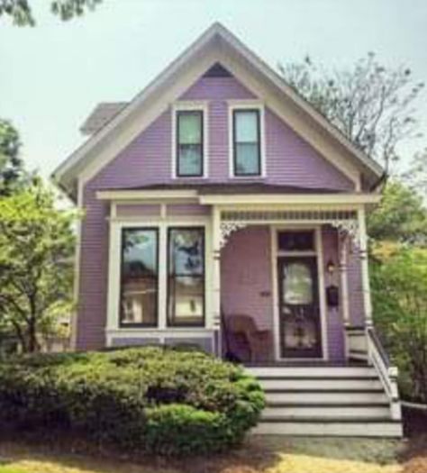 Cottage Pictures, Victorian Homes Exterior, Orchid House, Victorian Exterior, Victorian Colors, Purple House, Cottage Exteriors, Cottage Porch, Folk Victorian