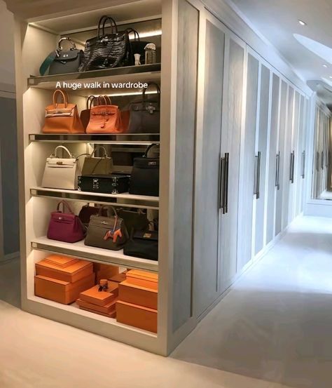 Dream Closet Design, Beautiful Closets, Luxury Closets Design, Closet Room, Dream Closets, Room Closet, Dressing Room Design, Rich Kids, Dream House Interior