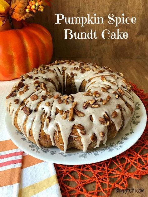 Vegan Pumpkin Cake, Pumpkin Spice Glaze, Pumpkin Spice Bundt Cake, Spice Bundt Cake, Spice Cake Mix And Pumpkin, Canned Pumpkin Recipes, Pumpkin Bundt Cake, Pumpkin Recipes Easy, Pumpkin Spice Cake