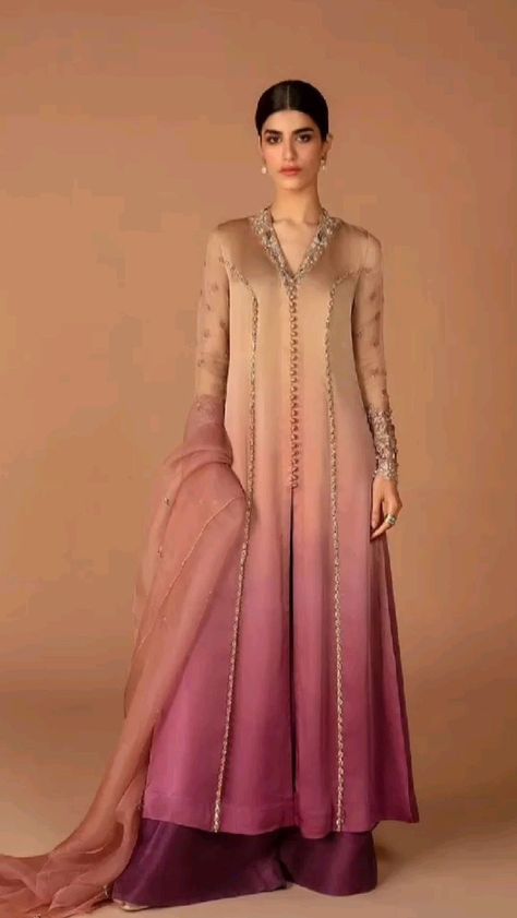 Faiza Saqlain, Pola Lengan, Shadi Dresses, Pakistani Fancy Dresses, Pakistani Fashion Party Wear, Salwar Kamiz, Fancy Dresses Long, Dress Design Patterns, Simple Pakistani Dresses