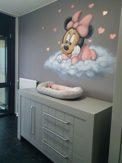 Cute Baby Rooms, Baby Room Aesthetic, Baby Nursery Room Ideas, Minnie Mouse Baby Room, Disney Baby Rooms, Vom Avea Un Copil, Baby Room Paintings, Mommy And Baby Pictures, Baby Room Themes