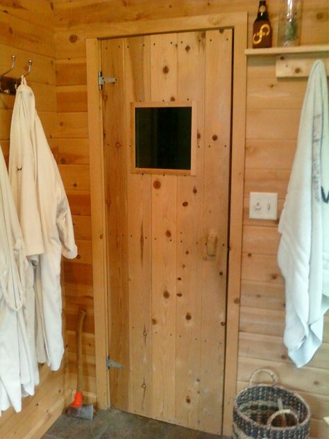 build your own sauna door Diy Sauna Door, Sauna Door Handle, Sauna Door Ideas, Sauna Flooring Ideas, Sauna Design Interior, Build Your Own Sauna, Sauna Plans, Mcm Ranch, Homemade Sauna