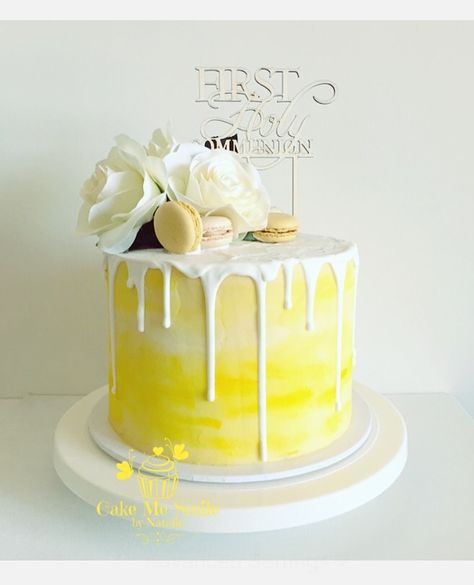 First Holy Communion yellow watercolour drip cake by Natalie Baxter-Cake Me Smile By Natalie https://m.facebook.com/cakemesmilebynatalie/ Yellow Cake Design, Natalie Baxter, Watercolor Drip, Yellow Birthday Cake, Yellow Cakes, Cake Citron, Cake Yellow, Yellow Watercolor, Bowl Cake