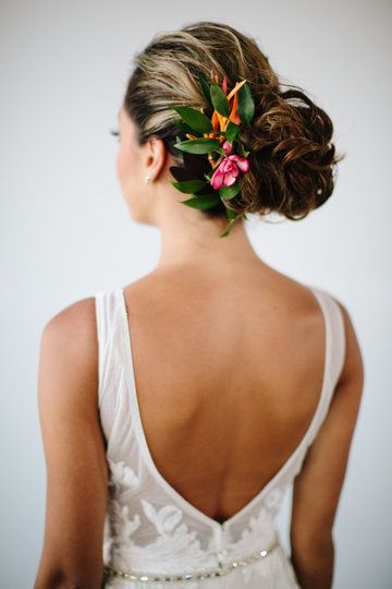 Tropical Flower Bride Hair Style | Muse by Berta Wedding Dress | Florida Wedding Photographer Hawaiian Wedding Flowers, Bride Hair Flowers, Muse By Berta, Beautiful Wedding Makeup, Berta Wedding, Flower Bride, Berta Wedding Dress, Best Wedding Makeup, Tropical Bridal