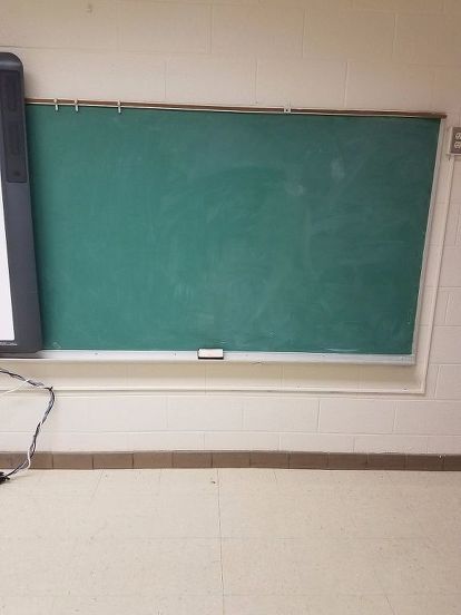 As a long-time classroom teacher, I just can’t understand the trend toward chalkboard paint. In the classroom, where one needs to write constantly on the board for 6-7 periods a day, no one is fond of the chalk dust. I will admit that it’s cute for one-time use on labels. In the classroom, it becomes a real problem, getting into the tiniest crevice. It gets on your hands and clothes, and accumulates everywhere. This causes problems with our technology, as well as creating a place… Dipped Furniture, Classroom Chalkboard, Wall Vase Decor, Painting Laminate Countertops, Dry Erase Paint, Roman Shade Tutorial, Diy Fireplace Mantel, Chalkboard Classroom, Cheap Tiles