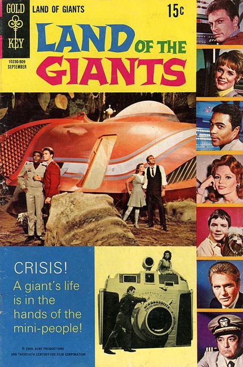 Land of the Giants TV series Land Of The Giants, 1960s Tv Shows, Dell Comic, Sci Fi Tv Shows, Childhood Memories 70s, Sci Fi Comics, Sci Fi Tv, Classic Television, The Giants