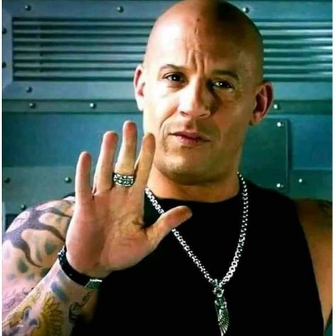 #patriciamallamace#fanpage on Instagram: “Good morning 👈👈👈 #crazyoflovemarksinclairfamily  #VinDiesel  #tyrese  #thefateofthefurious  #michellerodriguez  #itsnevergoodbye…” Top Hollywood Actors, Dom And Letty, Diesel Fashion, Dominic Toretto, Xander Cage, Michelle Rodriguez, The Cinema, New Photo Download, Vin Diesel