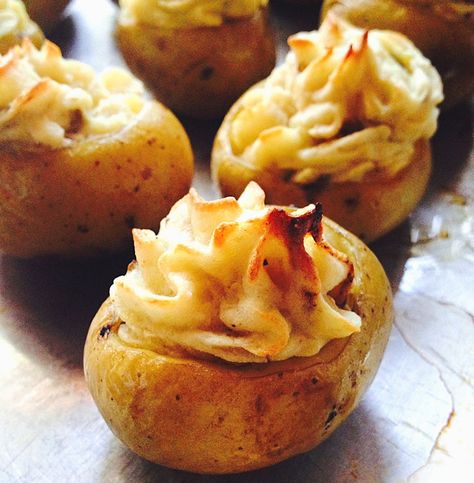 Twice Baked Golden Potatoes Baked Golden Potatoes, Health Benefits Of Kale, Benefits Of Kale, Kale Benefits Health, Golden Potatoes, Twice Baked Potato, Veg Dishes, Twice Baked, Twice Baked Potatoes