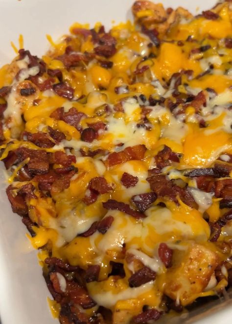 Cheesy Chicken Bacon Potato Bake, Loaded Cheesy Chicken Potato Casserole, Cheesy Chicken Bacon Potato Casserole, Cheesy Chicken And Bacon Potatoes, Cheesy Bbq Chicken And Potatoes, Chicken Potatoes Bacon Cheese Casserole, Cheesy Chicken Potatoes, Cheesy Chicken Potato Bake, Chicken Bacon Ranch Potato Bake Casserole Recipes