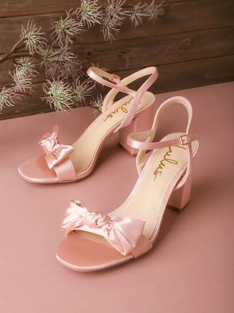 Blush Wedding Shoes Lulus, Blush Pink Wedding Shoes, Pink Bridal Shoes, Heels Bow, Pink Wedding Shoes, Blush Pink Wedding, Sandals Cute, Dr Shoes, Wedding Shoes Bride