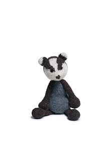 Susan the Badger is only available in the Edward’s Menagerie Exclusive Bonus Patterns. As a thank-you to our customers for their support, you’ll receive a free PDF with ten bonus patterns when purchasing Edward’s Menagerie from The Toft Alpaca Shop. Badger Pattern, Crochet Patterns Amigurumi, Amigurumi Pattern, Badger, Crochet Amigurumi, Ravelry, Mammals, Alpaca, New Collection