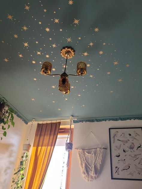 Hippie Wallpaper Room, Candy Ceiling Lights, Unique Wall Murals Diy, Colorful French Decor, Mystical Bedroom Aesthetic, Whimsical Ceiling Decor, Whimsical Hallway, Whimsigoth House Decor, Indoor Mural Ideas