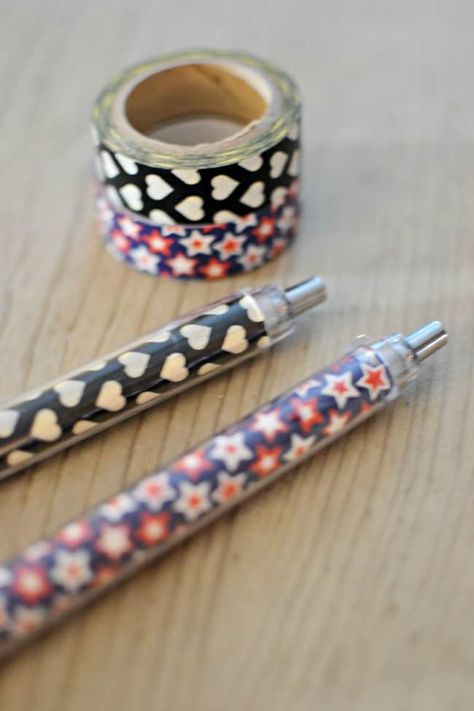 Custom Pen, Pen Diy, Planner Obsessed, Custom Pens, Glitter Pens, Pointed Pen, Girls Life, Diy Custom, Washi Tape