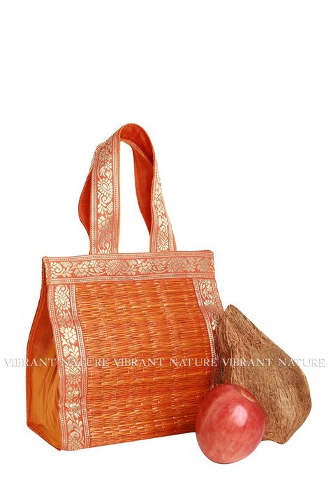 Kora Grass Thamboolam bags for all occasion. Reusable and Durable. Customizable as required. - Vibrant Nature Pvt Ltd Watsapp @ 9944099666 Call @ 9940024372 #thamboolambags #Thamboolam #giftbags #returngiftbags #receptiongifts #housewarminggifts #engagementgifts #koragrassbag #weddingreturngifts #marriagereturngifts #weddingfavors Thamboolam Bags, Return Gifts Indian, Wedding Return Gifts, Wrap Flowers, Reception Gifts, Gifts Box, Return Gifts, Marriage Gifts, Return Gift