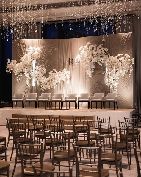 Four Seasons Bangkok, Wedding Theme Design, Reception Stage Decor, Elegant Wedding Themes, Neutral Wedding Flowers, Wedding Stage Decor, Reception Backdrop, Wedding Background Decoration, Wedding Reception Backdrop