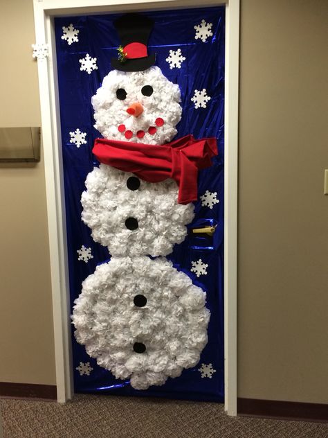 Snowman door decorating Christmas Door Snowman, Snow Man Door Decoration, Snowman Door Decoration, Door Snowman, Door Decorations Classroom Christmas, Christmas Doors, Snowman Door, Classroom Christmas, Man Hand