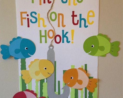 Pin the fish on the hook birthday party game Fish Themed Decorations, 1st Birthday Party Games, Fishing Themed Birthday Party, Fish Party, Fish Birthday, Fish Theme, Birthday Party Game, Fishing Birthday Party, Fishing Party