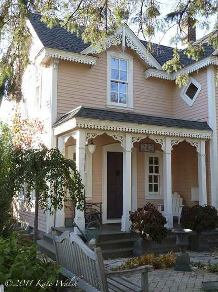 Pale pink house......, cream and gray roof Pink House Exterior, Exterior Paint Colours, Victorian Homes Exterior, Victorian Exterior, Cottage Exterior, Exterior Paint Color, Exterior Paint Colors For House, Pink House, House Paint Exterior