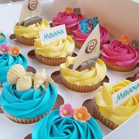 Moana Cupcakes, Moana Birthday Party Cake, Moana Cupcake, Moana Birthday Cake, Moana Birthday Party Theme, Moana Theme Birthday, Festa Moana Baby, Bolo Moana, Moana Cake