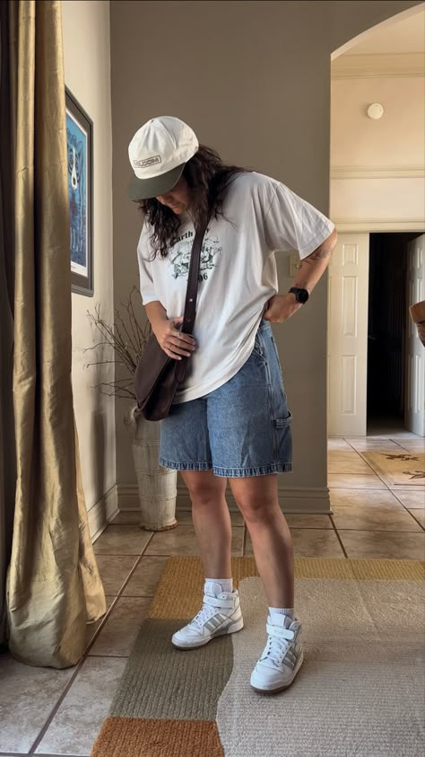 Masculine Outfits For Women Casual Summer, Masc Lesbian Outfits Summer Plus Size, Masc Cruise Outfits, Masc Fem Summer Outfits, Masc Outfits Spring, Jorts Outfit Women’s Midsize, Curvy Masculine Fashion, Feminine Masc Outfits, Masc Outfits With Shorts