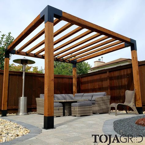 An awesome build sent in by Paul from Winnipeg! We are happy to hear that your customer was happy with the end result. We think this TOJA GRID build looks amazing too 👍Thank you for sharing with us! Pergola Patio Plans, Affordable Pergola Ideas, How To Build A Pergola, Pergola Off Of House, Toja Grid Pergola Ideas, Hot Tub Pergola Ideas, Wood Pergola Patio, Diy Wood Pergola, Modern Pergola Ideas