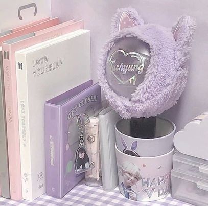 Theme Rp Soft Purple, Violet Aesthetic, Desain Quilling, 일본 패션, Purple Vibe, Lavender Aesthetic, Purple Themes, Aesthetic Colors, Pastel Purple