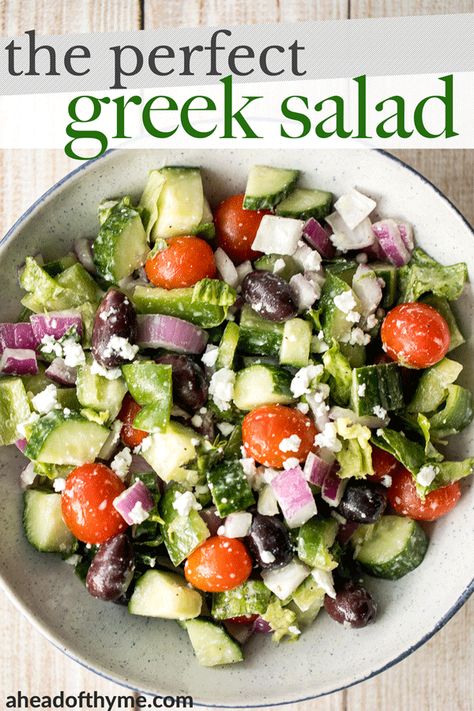 Greek Salad Dressing, Resep Salad, Greek Salad Recipes, Simple Meals, Mediterranean Salad, Resep Diet, Ambrosia Salad, Green Peppers, Best Salad Recipes