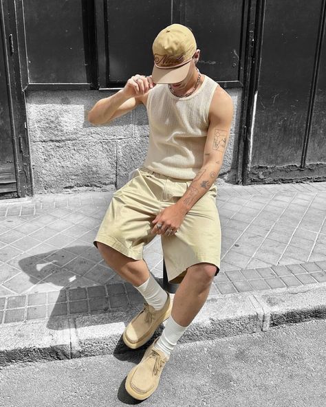 Beige Shorts Inspo 🍦🧁 ▫️| Tag & Share your friends, need this style ▫️| Save & Find your outfit color ◾️| Follow @markispace ◾️| It doesn’t cost anything to know us 🔹| Paint Your Color, Marki 🔹| #markispace • • #beigepants #shortstyle #summerfashion outfit inspo, streetwear, streetstyle, baggy pants, vintage style, trend fashion, jorts, summer style Beige Jorts Outfit, Beige Shorts Outfit, Brown Shorts Outfit, Outfit Inspo Streetwear, Mens Shorts Outfits, Streetwear Inspo, Outfits Streetwear, Baggy Shorts, Beige Shorts