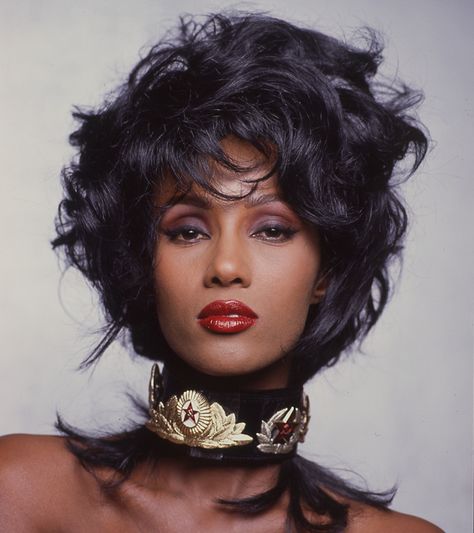 Iman Abdulmajid 80s, Iman Model 80s, Iman 80s, Black Women 80s Fashion, 80s Black Women, Cool Tone Eyeshadow, Iman Abdulmajid, Iman Model, Starfield Library