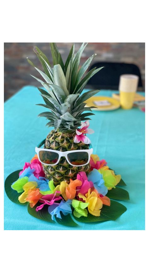 Aloha Party Table Decorations, Aloha Table Decorations, Hawaiian Theme Party Table Decor, Hawaiian Party Centerpiece, Summer Beach Party Decorations, Tropical Table Decorations For Party, Tropical Theme Birthday Party Decor, Hawaiian Party Table Decorations, Island Themed Birthday Party