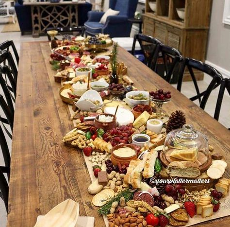 Image from Your Platter Matters Cheese And Crackers, Antipasto Platter, Cheese Party, Food Displays, Snacks Für Party, Cheese Platters, Long Table, Food Platters, Food Presentation