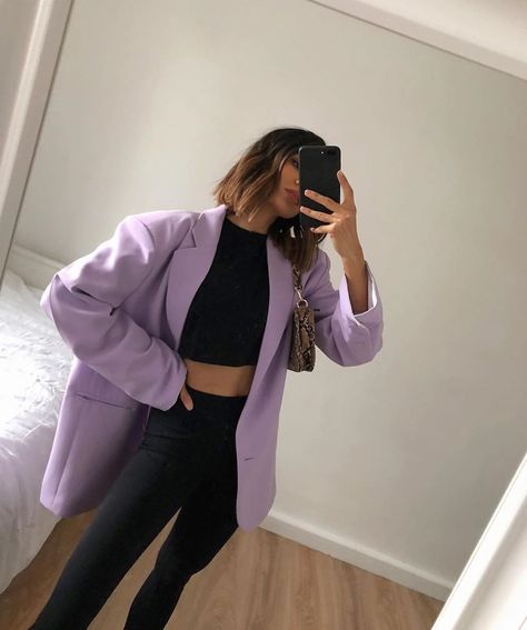 @storets on Instagram: “Add colors on your wardrobe 💜@soniaheartsfashion in @storets in Siena Boyfriend Blazer. Tap image to shop #storetsOnMe #ootd #lavender…” Lavender Blazer Outfit, Lavender Blazer, Lavender Outfit, Short Leather Jacket, Womens Wardrobe, Trendy Jackets, Boyfriend Blazer, Fall Outfit Ideas, Casual Jackets