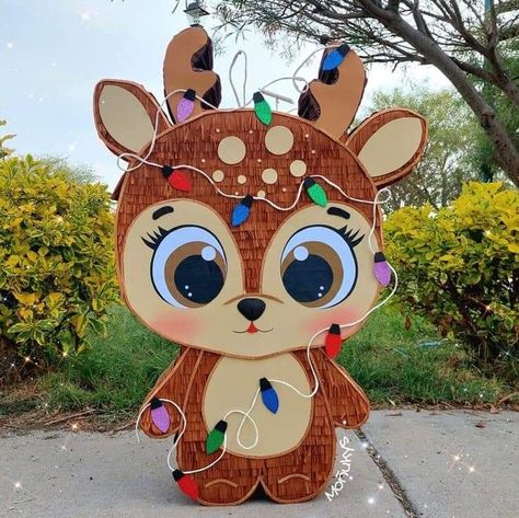 Christmas Piñatas Ideas, Christmas Pinatas, Christmas Piñatas, Christmas Pinata, Pinata Diy, Christmas Face Painting, Piñata Ideas, Diy Pinata, Pinata Party