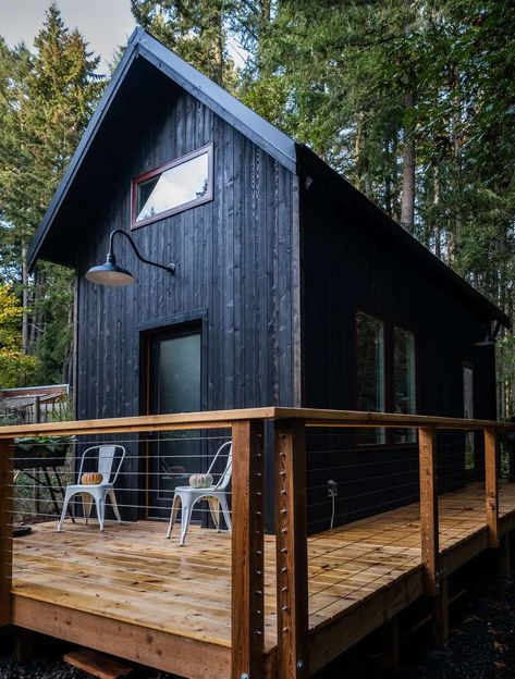 Wolf Den Tiny Cabin 280sqft - Dream Tiny Living Modern Tiny Cabin, Tiny Rustic Cabin, The Wolf Den, Mountain House Exterior, Tiny Log Cabin, Minimalist Cabin, White Cabin, Wolf Den, Black Cabin