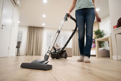 Aerus vs Electrolux Vacuum Cleaners - Edison Vacuums Hybrid Flooring, Sewing Machine Service, Electrolux Vacuum, Vacuum Reviews, Cleaning Curtains, Canister Vacuum, Best Vacuum, Types Of Carpet, Vacuum Cleaners