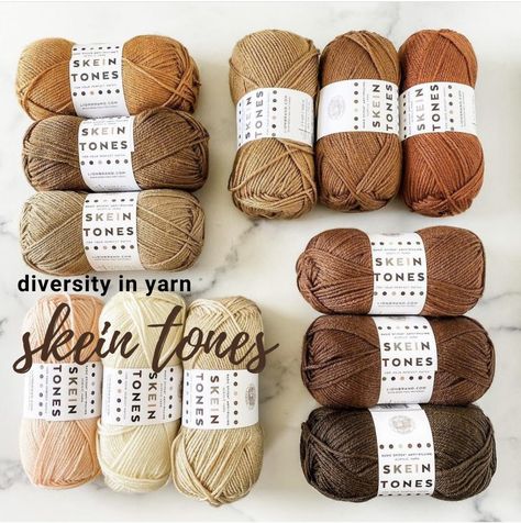 @lionbrandyarn and Aniqua Wilkerson @mykindathing collaborated on the yarn line Skein Tones, a collection of 17 shades of Basic Stitch Anti-pilling acrylic yarn that comes in neutral colors that are designed to reflect various skin tones while also being complementary your wardrobe. #skeintones #yarn #lionbrandyarn #mykindathing #buddyluvscrochet Tl Yarn Crafts, Yarn Color Combinations, Crochet Cable, Yarn Skein, Crochet Pumpkin, Lion Brand Yarn, Crochet Cowl, Perfect Palette, Lion Brand