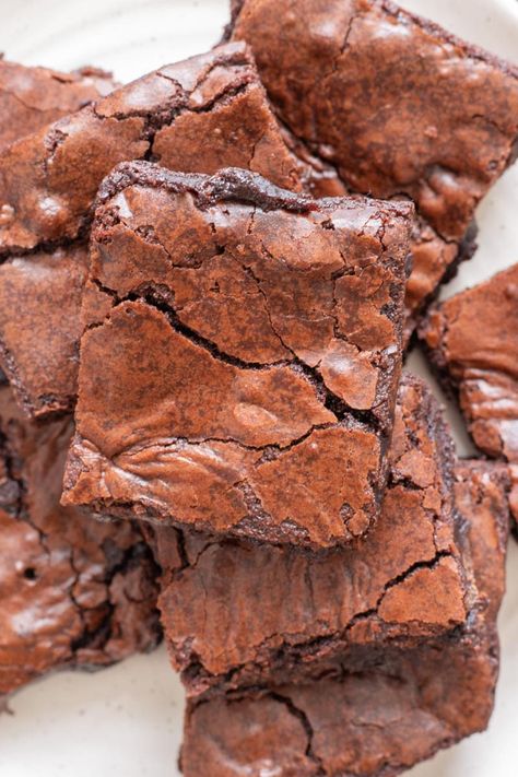 Gluten Free Brownie Recipe Almond Flour, Low Carb Brownies Almond Flour, Almond Flour Brownies Easy, Almond Flour Desserts Easy, Gluten Free Brownies Almond Flour, Almond Flour Dessert Recipes, Keto Brownies Almond Flour, Low Sugar Brownies Recipe, Brownies Almond Flour