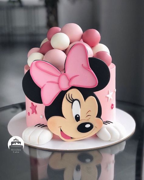 Tastymolds on Instagram: “Minnie mouse 💕💕💕 Credit: @krislen_cake . . #marvelouscakeart #instacakes #funcakes #wiltoncakes #cakesofinstagram #instacake #homebaker…” Mini Mouse Birthday Cake, Torturi Baby Shower, Kue Fondant, Mickey And Minnie Cake, Mickey Mouse Birthday Cake, Bolo Mickey, Minnie Mouse Birthday Cakes, Mickey Cakes