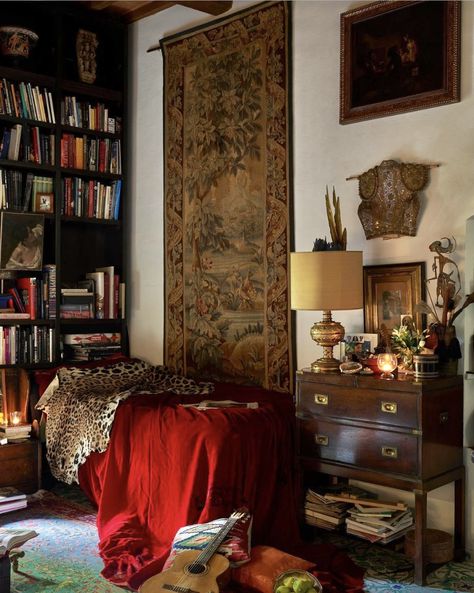 Full Of, Sacred Spaces, It Is, Design Del Prodotto, A Hill, Eclectic Home, Room Inspiration Bedroom, Home N Decor, Room Aesthetic